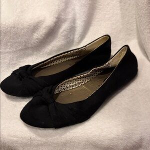 Elegant Black Women's Flats